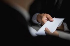 Ер сотмоқчи бўлган фирибгар ушланди