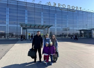 Россиянинг Екатеринбург шаҳрида оилавий зўравонлик қурбони бўлган аёл ва унинг болалари Ўзбекистонга қайтарилди