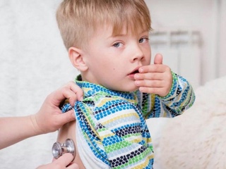 Болаларда бронхиал астма келиб чиқишининг яна бир сабаби — ота-оналардаги давомли руҳий тушкунлик