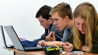 Россия начнет выдавать гранты трем категориям иностранных студентов