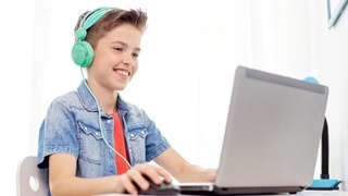 Для школьников Узбекистана и России предложили проводить телемосты