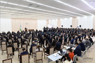 Урганч ва мамлакатимизни бошқа шаҳарларига авиачипта нархини арзонлаштириш учун 30 миллиард сўм субсидия берилади