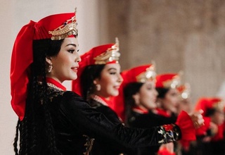 Государственный ансамбль танца Узбекистана «Бахор» показал свое искусство на сцене Московской государственной консерватории имени П.И. Чайковского