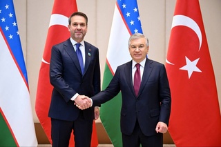 Президенти Ӯзбекистон аҳамияти густариши ҳамкориҳои мутақобилан судмандро бо Туркия таъкид кард