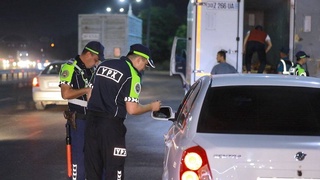 Өзбекстанда жол ҳәрекети менен байланыслы айырым ҳуқықбузарлықлар ушын ҳәкимшилик ескертиў қолланылады