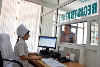 Шаңарақлық поликлиникаларда медицина хызметкерлери тек ғана толық ставкада жумыс алып барады