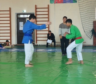 Бекобод шаҳрида “Прокурор кубоги” учун спорт мусобақаси ўтказилмоқда