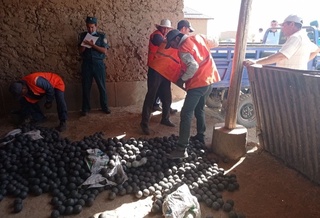 Нурободда поезд юк вагонидан 1400 та темир шар ўғирланди