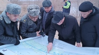 Амударё қирғоқларида сув тошқинларига қарши дамба тикланмоқда