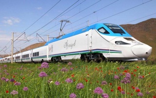 Самарқанддан Тошкентга қўшимча йўловчи поездлар ҳаракати йўлга қўйилди