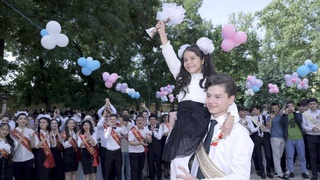 Вступление во взрослую жизнь - шаг к перспективам и возможностям