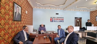 Sugʼurta tashkilotlari mijozlarga qanday xizmat koʼrsatmoqda?