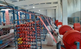 Тошкент вилоятида тадбиркор қоп ишлаб чиқаришни йўлга қўйди