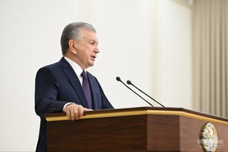 Ichki ishlar vaziriga kadrlarni tanlash va joy-joyiga qoʻyish ishlari qoniqarsiz yoʻlga qoʻyilgani koʻrsatib oʻtildi