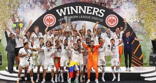 "Айнтрахт" ўз тарихида биринчи марта Чемпионлар лигасида ўйнайди