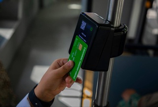 С 1 января 2026 года в автобусах города Андижана будет полностью прекращен прием наличных денежных средств за проезд