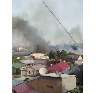 Тошкентдаги қурилиш маҳсулотлари сақланаётган омборхонада ёнғин чиқди