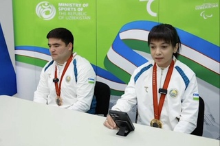 Шавкат Мирзиёев бо чемпионҳои паралимпӣ Асила Мирзоёрова ва Қудратиллохон Маъруфхоҷаев мулоқоти телефонӣ анҷом дод