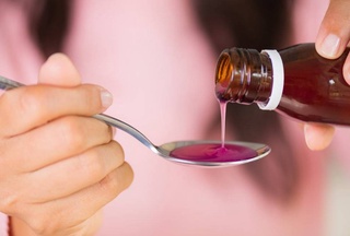 Индия введет новые стандарты производства лекарств после смерти детей из-за сиропов