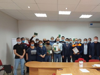 Новосибирскда ватандошларимиз сантехника йўналишида ўқув-курсини тугатди