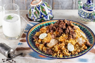 Плов в Узбекистане подорожал приблизительно на 15,6% в 2024 году