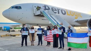 В Узбекистан доставлена новая партия вакцины «Pfizer/BioNTech»