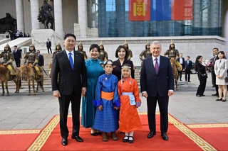 Маросими расмии истиқболи Президенти Ӯзбекистон баргузор шуд