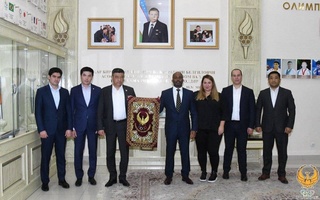 Президент Международной федерации смешанных боевых искусств посетил НОК