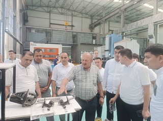 Заместители хокимов районов (городов) Республики Каракалпакстан, города Ташкента и областей находятся в рабочей командировке  в Навоийской области