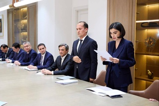 Ёвар ва мушовири нави Президенти Ҷумҳурии Ӯзбекистон таъин гардиданд