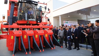 Fargʻonada Xitoy paxta terish mashinalarini yigʻish loyihasi amalga oshiriladi