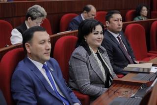 “Фахрий донори“ кўкрак нишони билан тақдирланганларга санаторийларда даволаниш учун йўлланмаларни навбатсиз олиш ҳуқуқи бериляпти