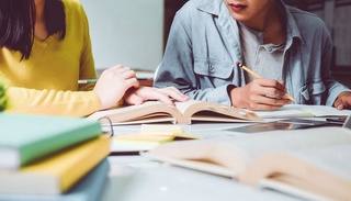 Репетиторлик нархлари бир ойда ўртача 0,4 % га ошган