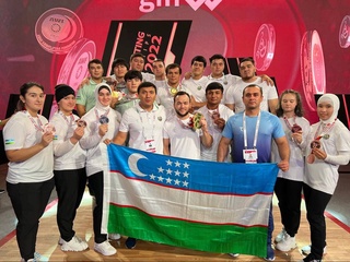 Вазнбардорони Ӯзбекистон дар чемпионати Осиё дар ҳисоби умумдаставӣ мақоми аввалро касб карданд