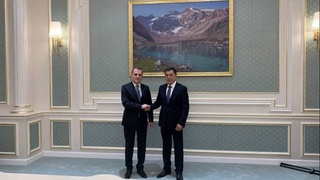 Vladimir Norov Ozarbayjon tashqi ishlar vaziri bilan uchrashdi