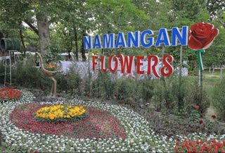 Намангон ба Фестивали 63-юми байналхалкии гул тайёрӣ мебинад