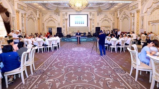 Жорий ўқув йили “Фарғонада таълим фахрийларини эъзозлаш йили” деб эълон қилинди