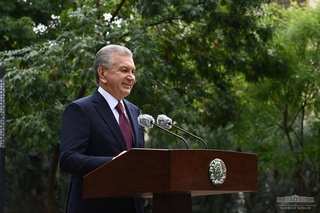 Выступление Президента Республики Узбекистан Шавката Мирзиёева на торжественной церемонии, посвященной открытию памятника Народному артисту Узбекистана Батыру Закирову