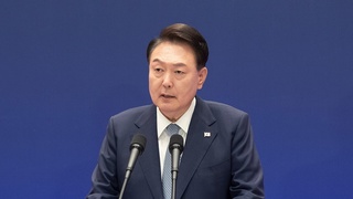 Жанубий Корея ҳуқуқ-тартибот идоралари президентни ҳибсга олишга уринишларни тўхтатди