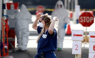 АҚШда COVID-19 қурбонлари сони мамлакатнинг учта урушдаги талафотларидан ошиб кетди