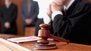 Карантин даврда ота фарзанди учун 5 йиллик алимент пулни олдиндан тўлаб берди