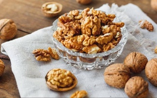Ученые объяснили, как грецкие орехи останавливают процессы старения