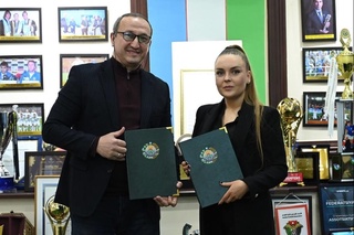 Өзбекстан футбол бойынша ҳаял-қызлар командасына жаңа бас тренер тайынланды