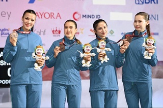 Женская сборная Узбекистана по сабле завоевала бронзу на чемпионате Азии