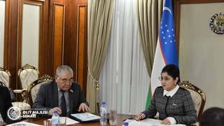 Рассмотрены гарантии для женщин, предусмотренные в новой редакции Трудового кодекса Узбекистана