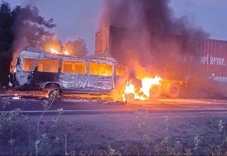 Ҳиндистонда йўл-транспорт ҳодисаси оқибатида 12 киши ҳаётдан кўз юмди