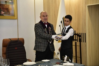 Для персонала ресторанов и гостиниц, оказывающих туристические услуги, проведен мастер-класс