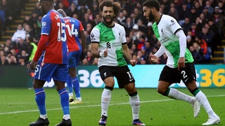 «Астон Вилла» помогла «Ливерпулю» взобраться на вершину таблицы АПЛ