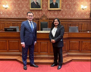 Amerikaning Kembrij shahri rahbari Oʻzbekiston shaharlari bilan hamkorlik munosabatlarini oʻrnatishga tayyor