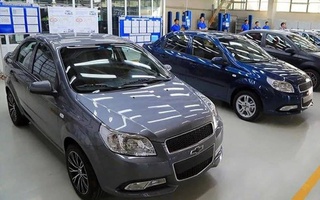 "UzAuto Motors" автомобилҳои 5-17 декабри соли 2021 истеҳсолшударо бозхоста мегирад